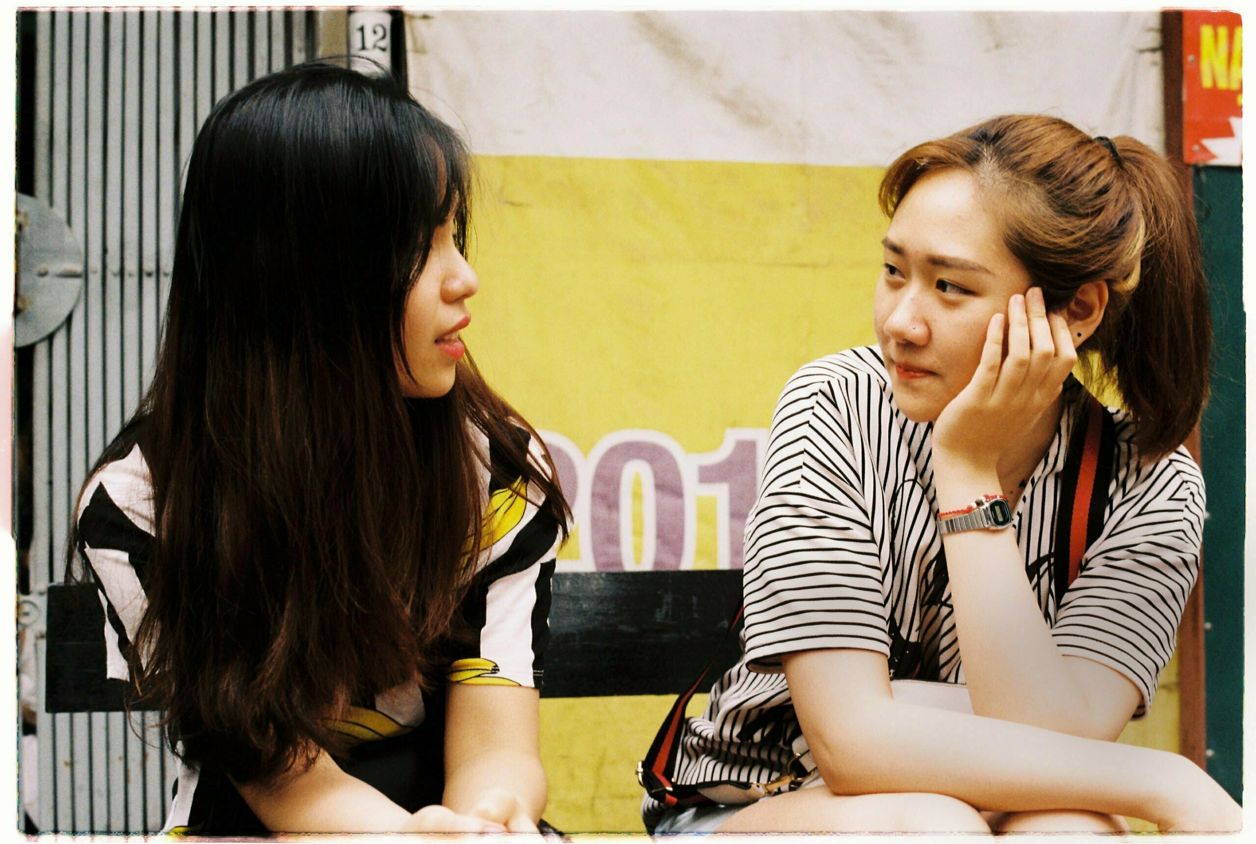 Dig Deeper: How Do I Talk To My Friends About Jesus In Today’s World?